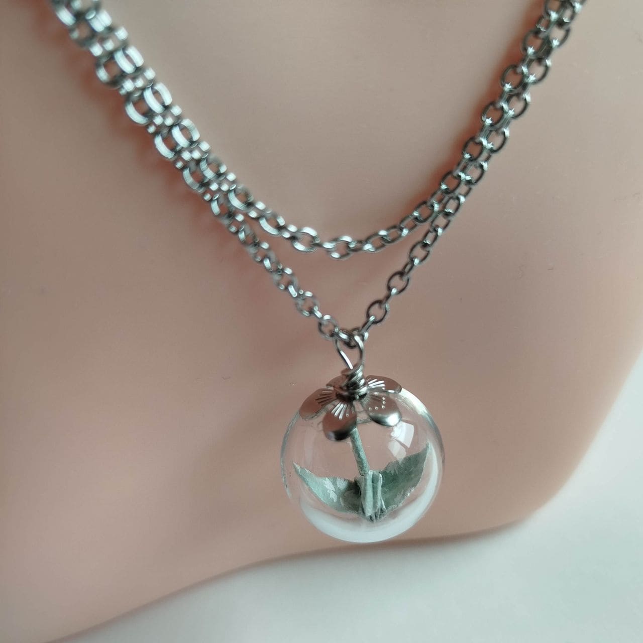 Collana Origami Gru in sfera- Garofano verde - immagine 3