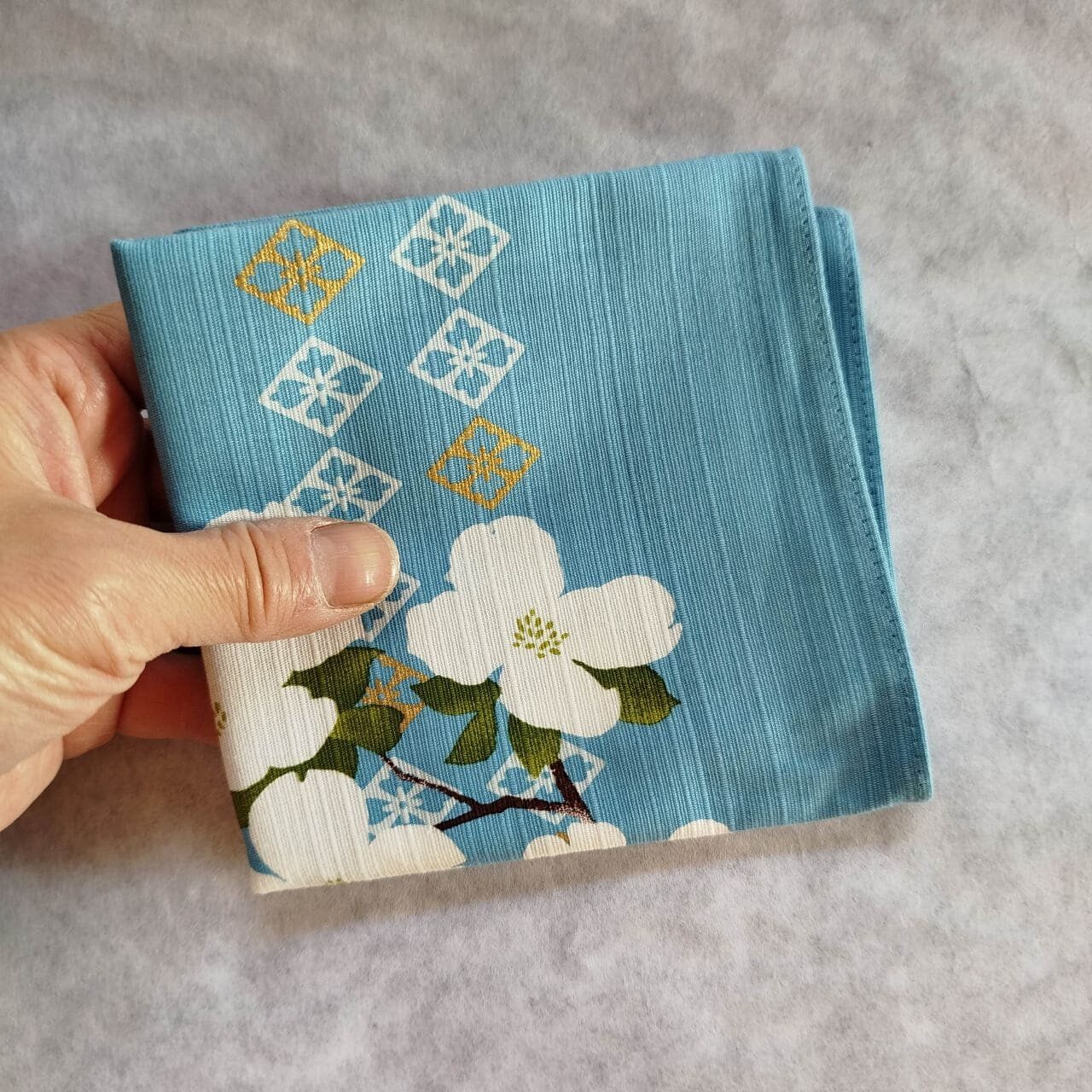 hanamizuki dogwood furoshiki Japanese wrapping cloth blue