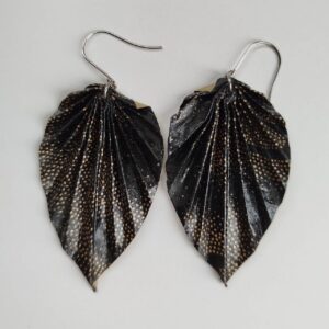 Origami Leaf earrings -Black