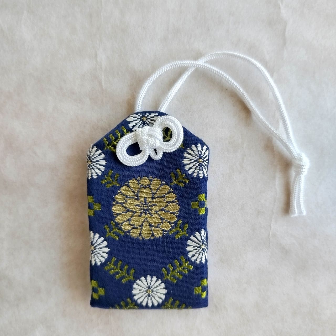 Omamori Yasukuni -Blu