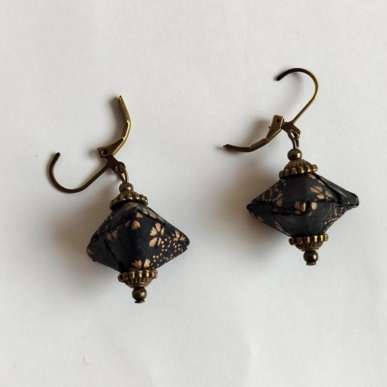 Modular Origami Diamond Earrings -black