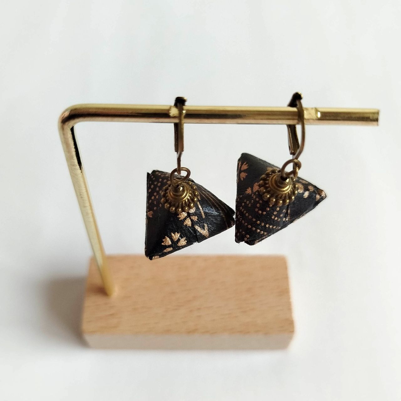 Modular Origami Diamond Earrings -black - Image 7