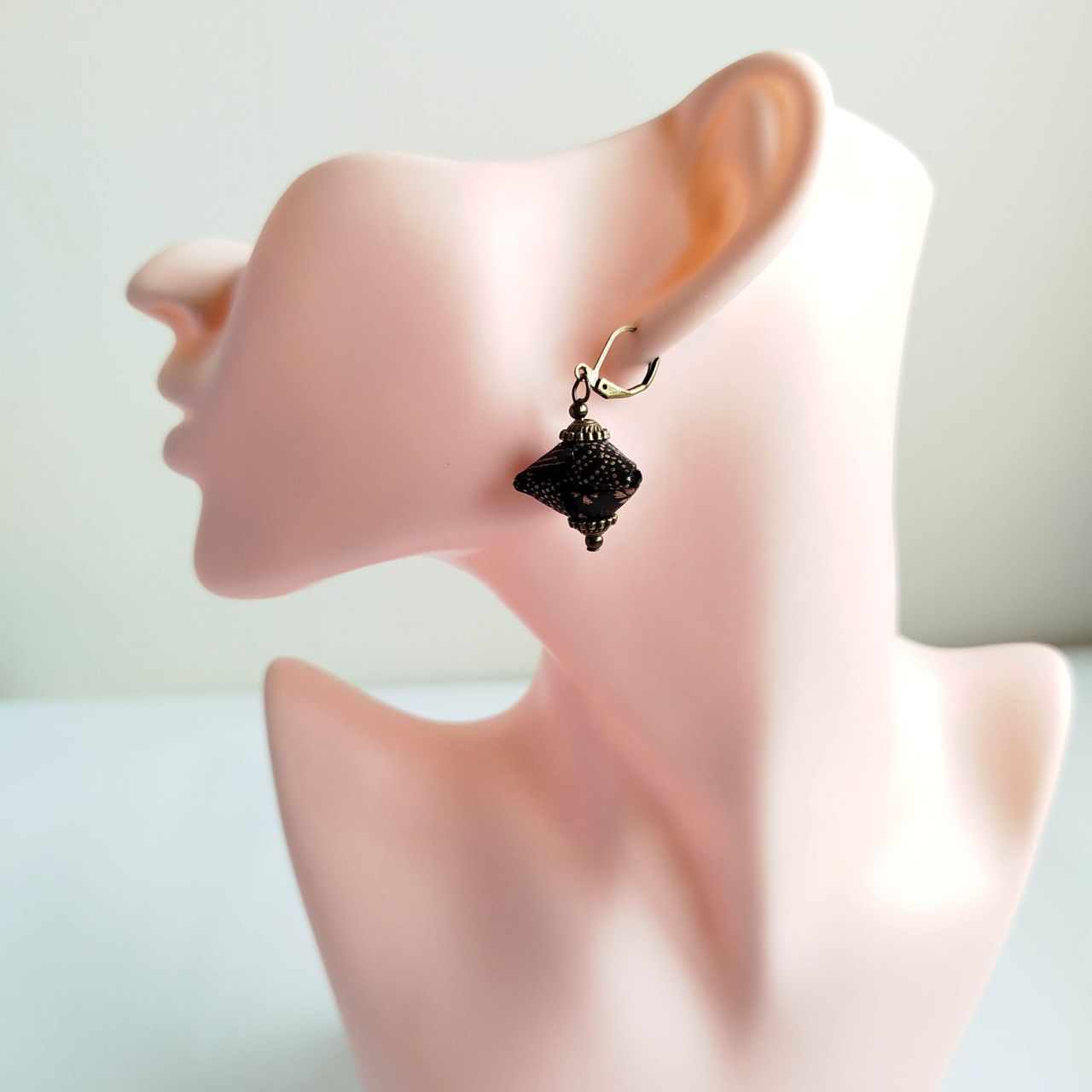 Modular Origami Diamond Earrings -black - Image 9