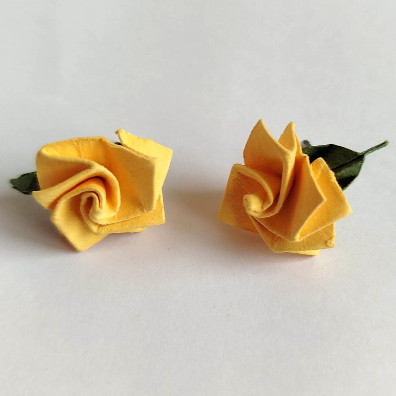 Orecchini Origami Rosa- gialla