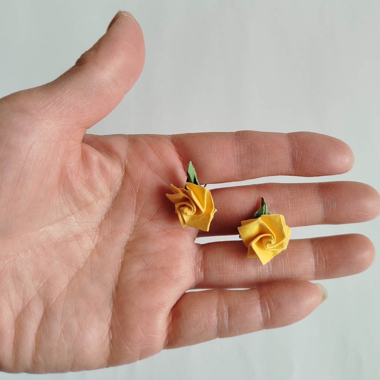 Orecchini Origami Rosa- gialla - immagine 6